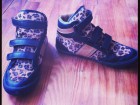sneakers façon leopard - Image 1